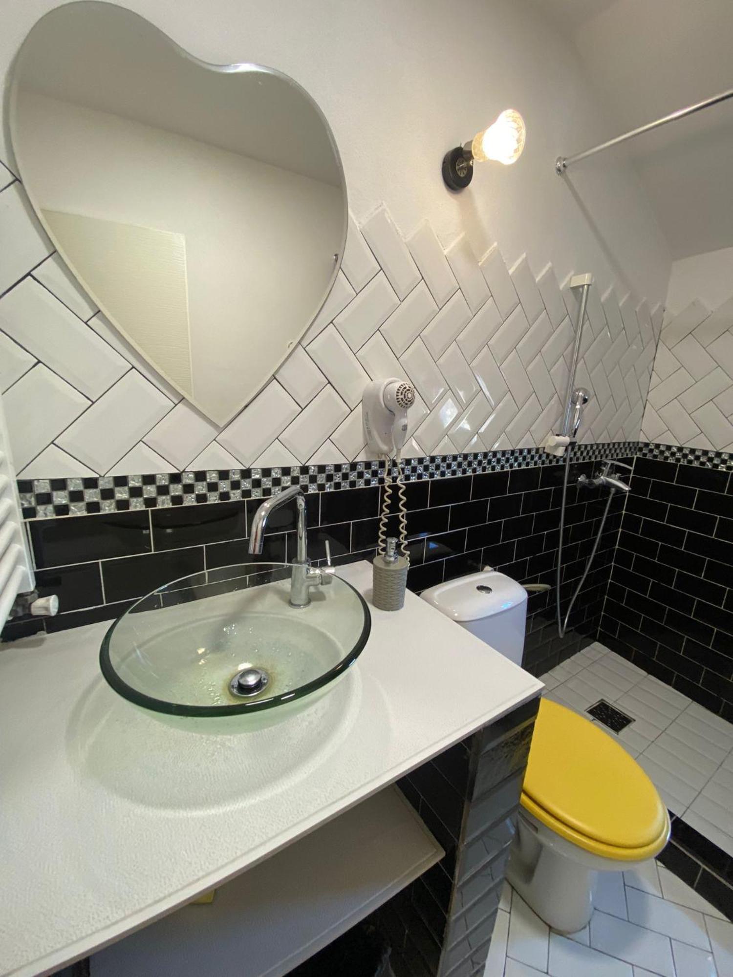 קריובה Millenium Apartment Central חדר תמונה