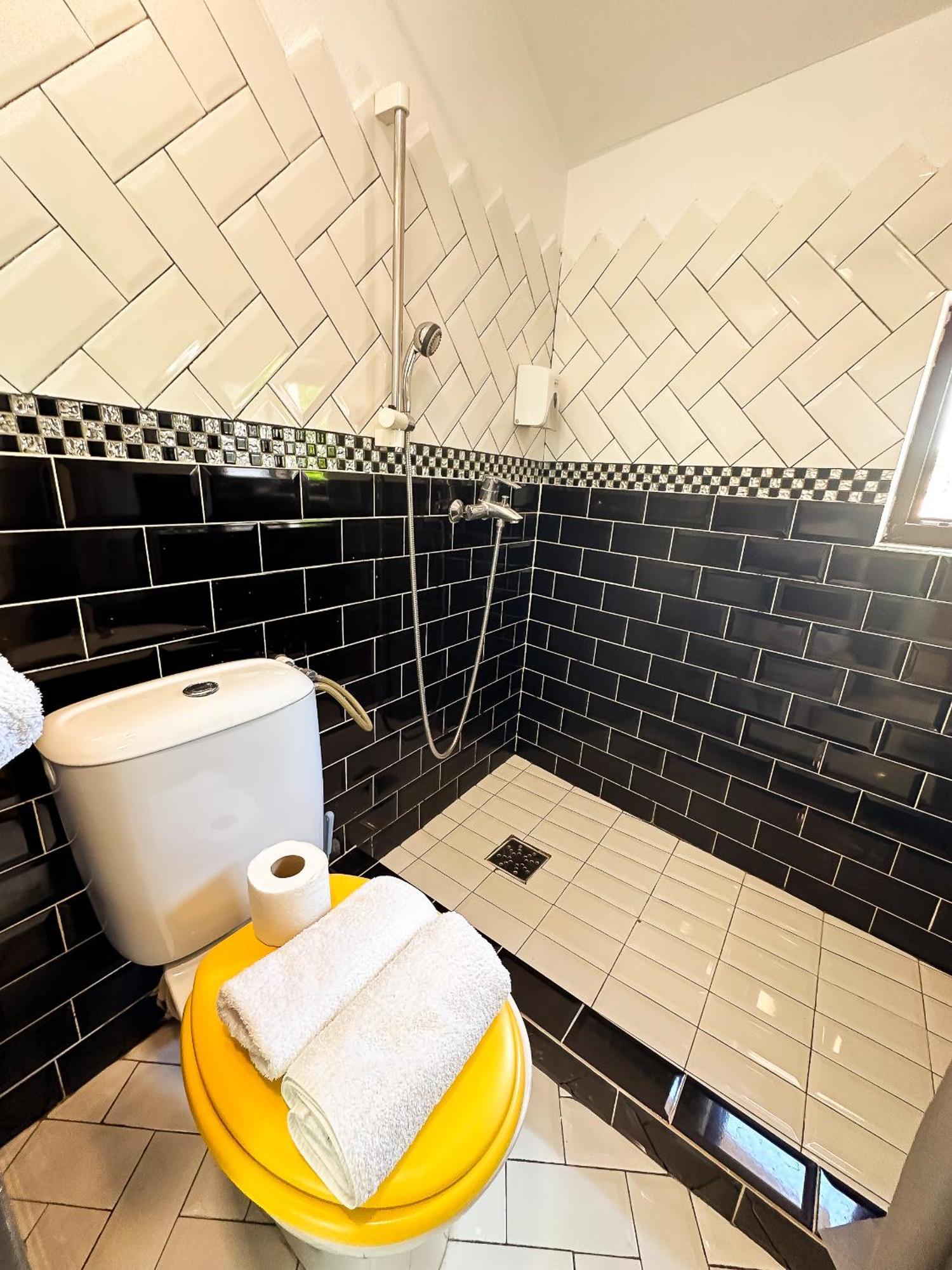 קריובה Millenium Apartment Central מראה חיצוני תמונה