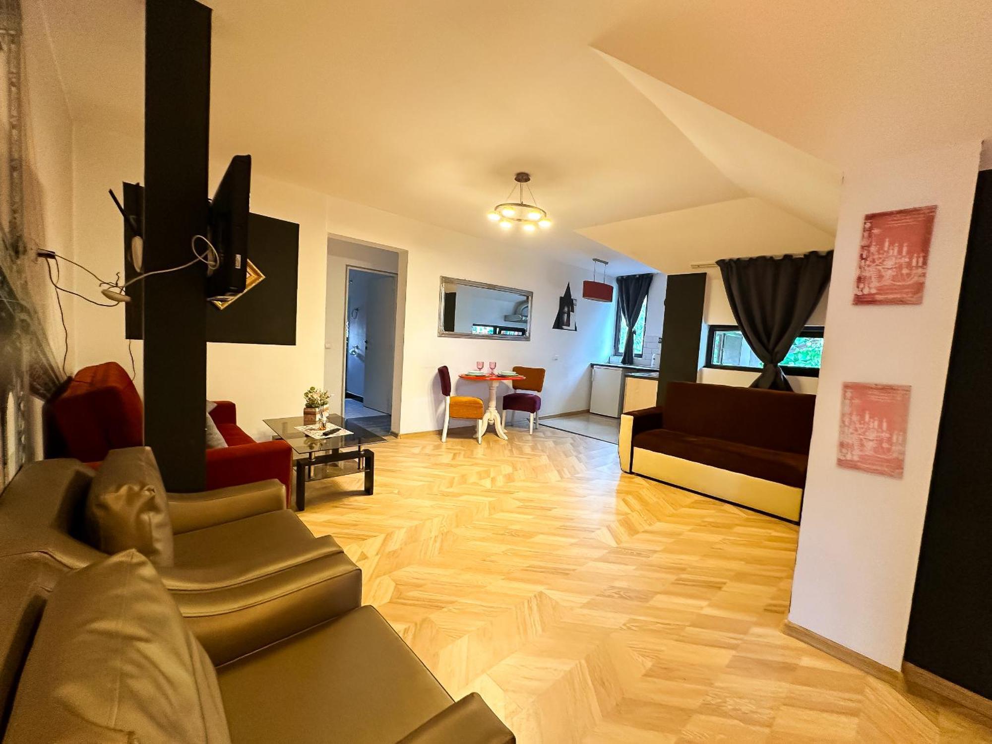 קריובה Millenium Apartment Central מראה חיצוני תמונה