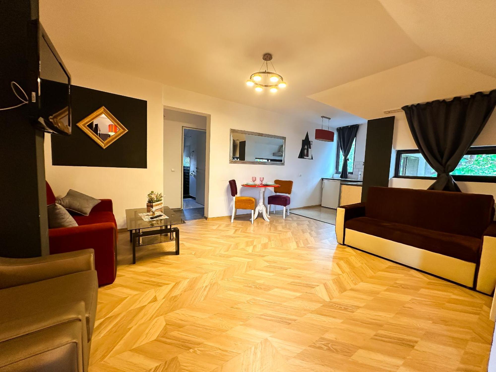 קריובה Millenium Apartment Central מראה חיצוני תמונה